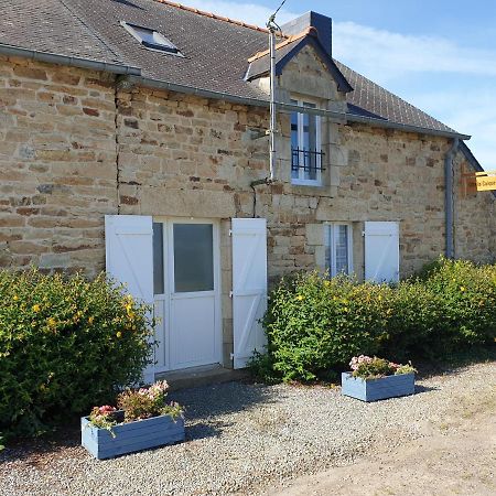 Charming Traditional 2-Bed Cottage Near Plémet Extérieur photo