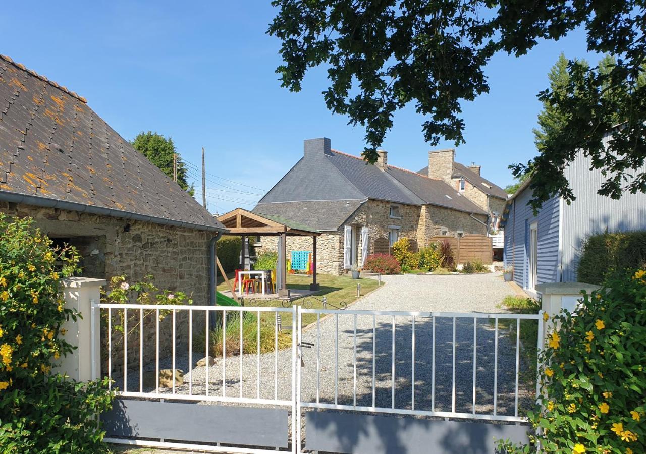 Charming Traditional 2-Bed Cottage Near Plémet Extérieur photo